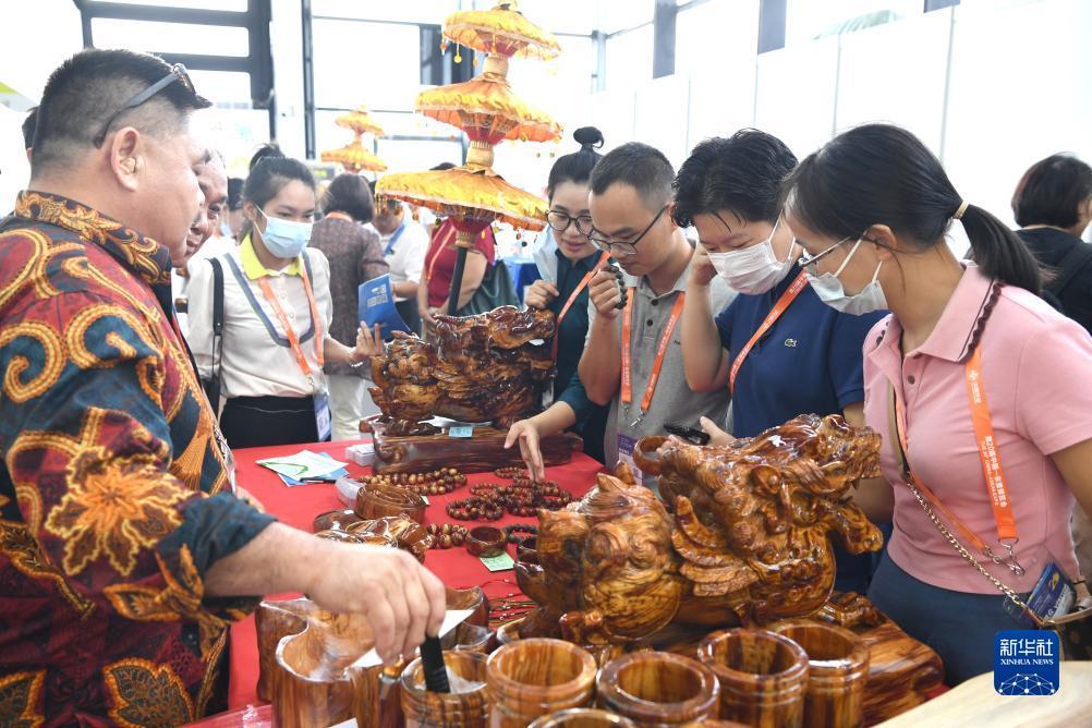 小美斗地主电脑版下载官方下载